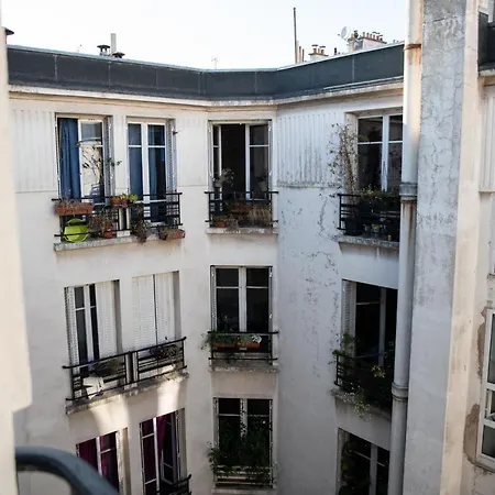 Hostnfly - Beautiful Bright In Belleville * Parigi